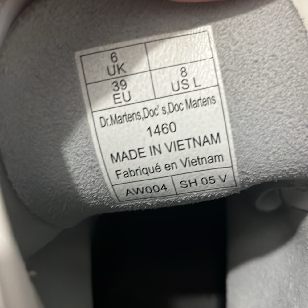 Dr. Martens White Combat Boots Size 8 - Picture 10 of 10
